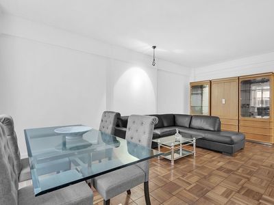 25 Central Park W APT 4W