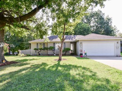 3602 S Linden Avenue