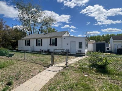 1302 Scott Ave