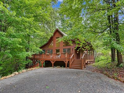 71 Lawrence Dr