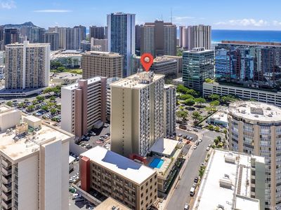 747 Amana St APT 1210