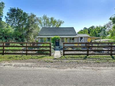 10813 Stone Rd