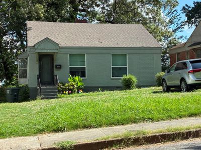 2295 Poe Ave