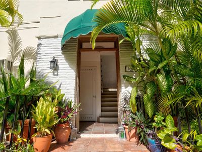 1610 Michigan Ave APT 5