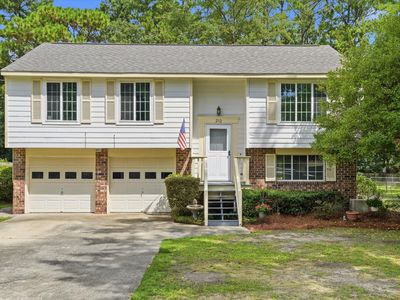 210 White Blvd
