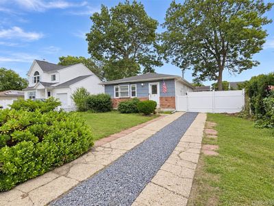 90 Robinwood Drive