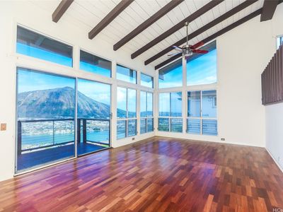 859 Kaluanui Rd