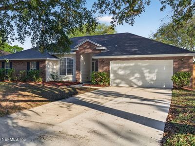 121 E NOTTINGHAM Drive