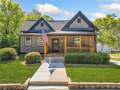 208 Highland Ave
