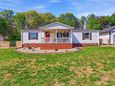 Property at 112 Hayes Dr, King, NC