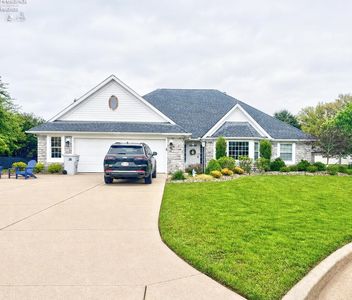 4104 Pebble Ln