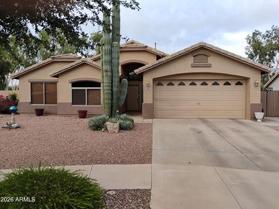 21191 E CALLE DE FLORES --