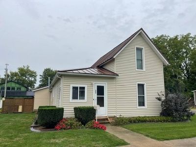 355 W Lincoln St