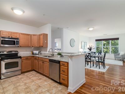 Property at 1000 E Woodlawn Rd APT 217, Charlotte, NC