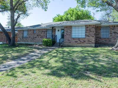 1860 Meadow Valley Ln