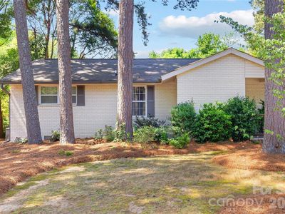 4828 Gilmore Dr