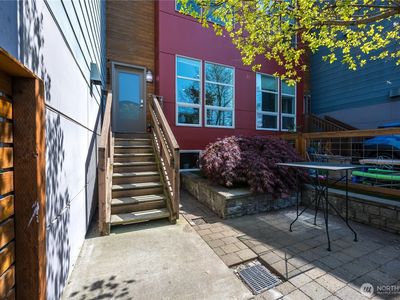 1230 N Northgate Way