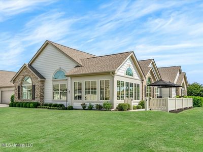 8665 Parkview Oaks Cir #100