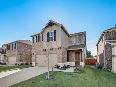 714 Creekwater Ln