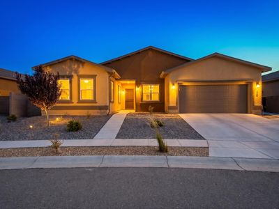 520 Pecos River Rd SW