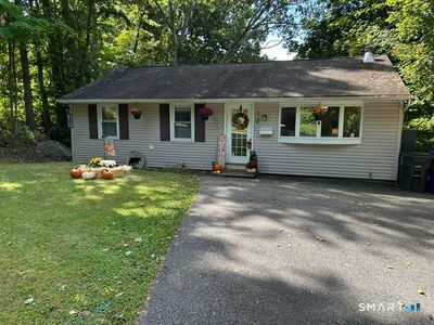 16 Torrington Heights Road
