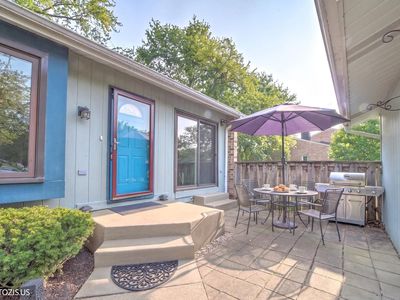 Property at 211 Edgewater Dr, Bloomingdale, IL