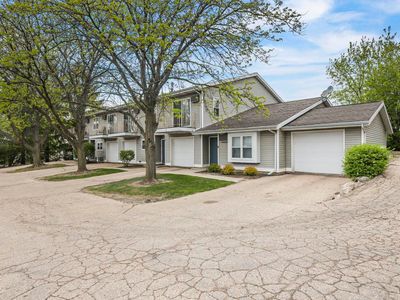 1049 & 1057 McKenna Blvd