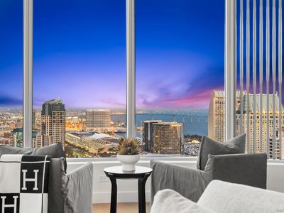 888 W E St Unit 3904