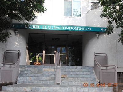 6828 Laurel Canyon Blvd UNIT 202