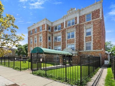 7370 S South Shore Dr #3W