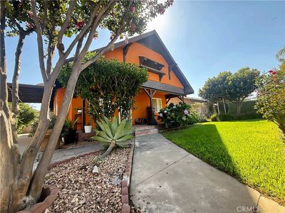 621 W Sunkist St