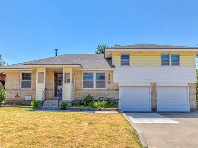 220 W Glenhaven Dr