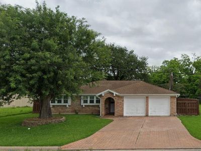 1414 Howell Ave