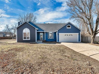 2613 N Beacon Hill Ct