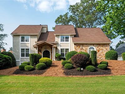 2917 Ashebrooke Dr NE