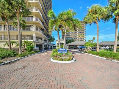 7600 Bayshore Dr APT 606