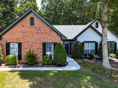 2085 Huntington Hill Trce