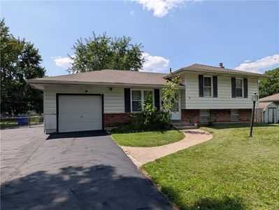 8 NW Noel St