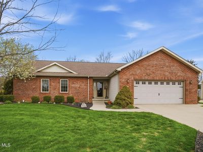 384 Marilyn Dr