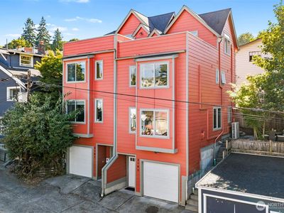 316 W Barrett Street #B