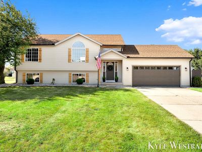 11538 Barkton Dr