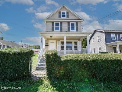 507 E Lackawanna Ave