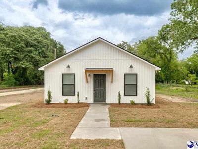201 Pine St