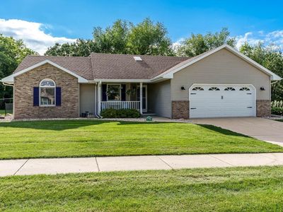 4009 Castlemoor Drive