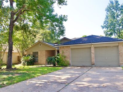 2827 Parkwood Manor Dr