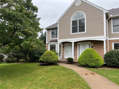 306 Newbury Dr