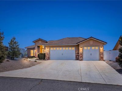 3180 Lakeside Village Dr