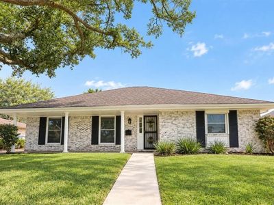 2664 Danbury Dr