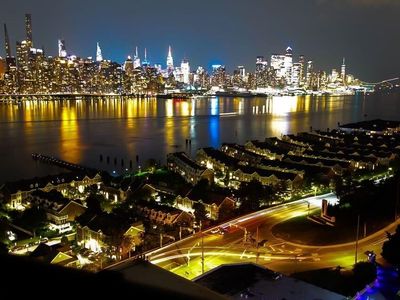 7000 Blvd East APT 27D