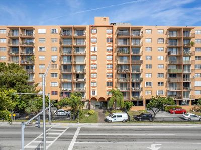 1465 NE 123rd St #PENTHOUSE 9